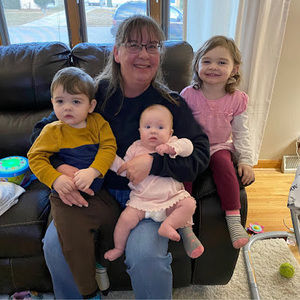 Meet your Posher, Lisa